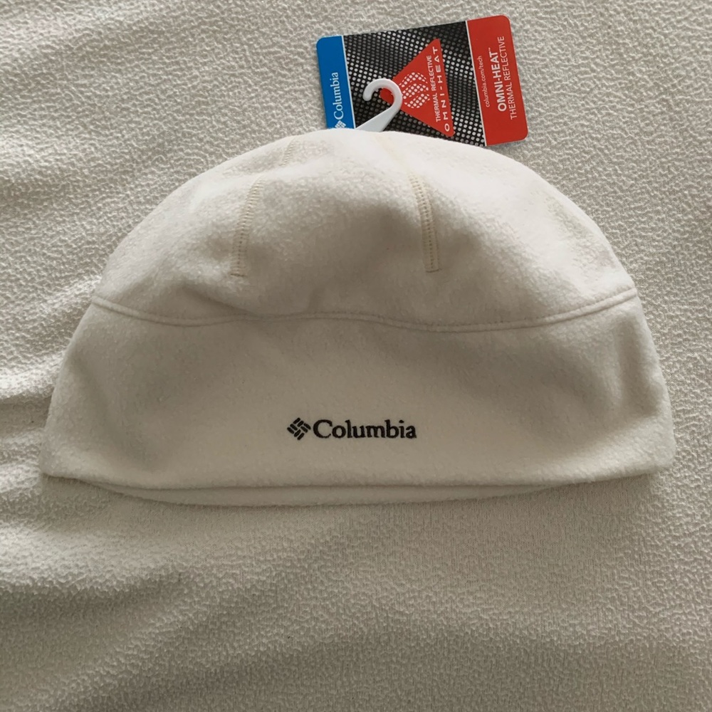 Columbia omni-heat white trail shaker beanie